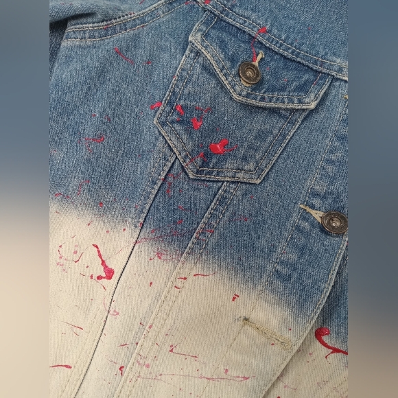 VINTAGE CUSTOM HAND PAINTED TAYLOR SWIFT BLUE & PINK  DENIM JACKET SIZE SMALL - Picture 4 of 5
